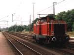 V100 D21 (ex-DB 211 125-0) der Bentheimer Eisenbahn AG auf Bahnhof Bad Bentheim am 16-6-2001.