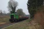 V 100 01 der Ilmebahn mit Gterzug am 03.04.2011 in der nhe des ehem. Bf. Deeensen/Arholzen