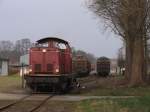 V100 “Emsland” der Emsl�ndische Eisenbahn GmbH (ehemalige 211 308-2) w�hrend rangierarbieten in Ramsloh am 16-3-2012.