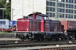 211 345 von AIXrail bei Gleisbauarbeiten am 13.Sep.2016 in Aachen West