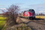 Ein Sonderzug mit 220 033-5 + 212 079-8 ist am 30. November 2019 in Halberstadt zugegen. 