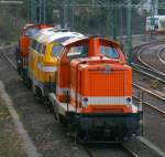 Locon 210 und 216 032-2 von Wiebe von eine weitere Locon Maschine in Rottweil 11.4.09