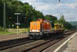 Locon 212 mit Bauzug in Fahrtrichtung Sden durch Eschwege West. Aufgenommen am 04.08.2009.