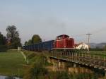 Die 212 249 von Lokomotion mit einem Kohlezug nach Pocking unterwegs am 26.09.2009 auf der Rottalbahn bei Anzenkirchen.