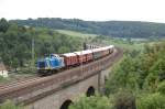 V 1253 der MWB berquerte am 31.07.2010 mit dem DPE 93201 Hemer - Lemgo Lttfeld den Bekeviadukt in Altenbeken.