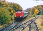 212 301 am 27.10.00 auf dem Weg nach Steinach neben der Schutzweiche im Abzweigbereich.