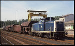 212369 hat hier am 14.8.1989 in Michelstadt ihren Güterzug zusammengestellt und um 10.52 Uhr in Richtung Darmstadt bespannt.