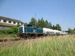 Ein Sonderzug mit einer 212 329 wurde von mir am 17.08.2015 in der nähe vom Wiesauer Bahnhof fotografiert.