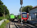 V100 01 der Ilmebahn GmbH (212 268-7) wartet in Einbeck Mitte auf Gleis 2 auf Weiterfahrt in das Betriebswerk in Einbeck.