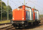 Nochmal die 212 063-2 und 212 270-3 der NBE (Nordbayerische Eisenbahn) rangiern im Stolberger-Hbf(Rhld) bei Sommerwetter am 21.8.2012.