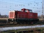212 094 von DB Fahrwegdienste GmbH war,am 22.Dezember 2012,in Stralsund unterwegs.