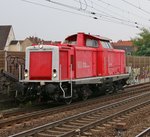 Am 02.10.2014 kam die 714 009 (212 257-0) als Tfzf aus Richtung Seelze durch Hannover Linden-Fischerhof.