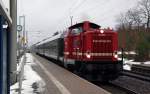 213 339 berfhrt am 09.01.11 drei DR-Wagen durch Burgkemnitz Richtung Bitterfeld. Meiner Meinung nach stammen die Wagen aus Berlin.