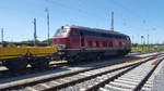 Baureihe 215 025-8 mit Bauzug in Göttingen am 27.06.2019