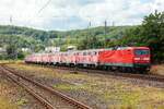 DB 215 902-8, 215 909-8, 215 907-7, 215 906-9, 215 901, 215 910-1, 218 220-2 & am Schluss DB 112 187 zur Verschrottung nach Opladen, zusehen in Wuppertal, Juli 2025.