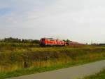 2 BR 215 mit Autoreisezug, Niebll-Westerland(Sylt) zwischen Morsum & Keitum. Sommer 2005