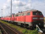 218 227-7, 218 232-7, 215 907-7, 215 914-3, 218 371-3 und 218 160-0 auf Bahnhof Niebll am 22-6-2007.