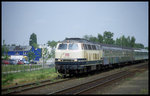 215095 am 27.5.1995 um 12.08 Uhr in Bedburg auf dem Weg nach Düren.