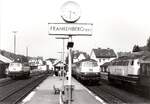 Eine Betriebsstörung führte im Juli 1982 zur vorübergehenden Sperrung der Strecke Frankenberg - Marburg, so dass sich 216 216, 216 215 und 216 206 in Frankenberg sammelten.