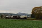 216 224 am 22.10.2010 mit Gterzug bei Carlshtte