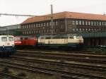216 063-6 auf Wanne-Eickel Hauptbahnhof am 28-10-2000.