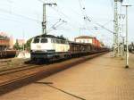 216 052-1 mit Gterzug auf Bahnhof Leer am 14-09-1991. Bild und scan: Date Jan de Vries.
