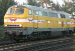 216 032 der Firma Wiebe bei Gleisbauarbeiten zwischen Rotenburg(Wmme) und Scheeel am 30.10.2006.