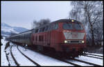 2316098 fährt mit dem RB nach Korbach hier am 26.1.2000 um 13.40 Uhr in Zierenberg ein.