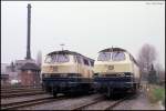 216121 und 216071 am 5.4.1989 im Bahnhof Fallersleben.