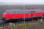 Diesel Lok 226 131-1 steht abgestellt in der Nähe des Bahnhofs von Limburg-Süd am 04.12.04.