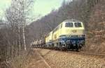 217 014 und 018 erklimmen die Rampe von Furth im Wald zur tschechischen Staatsgrenze, 01.04.1985.