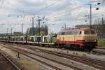 217 002 der BTE mit Leeren Autotransportwagen in Regensburg Hbf.