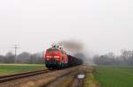 217 018 und 217 017 mit einem Gterzug bei Alttting (19.02.2007)