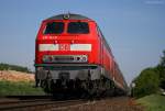 Nachschuss auf die schiebende 218 141 mit Regionalbahn Nrnberg Hbf - Neuhaus (Pegnitz). Hier kurz vorm Halt in Reichenschwand. 27. April 2007.