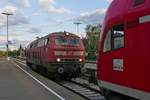 Für 218 417-4 mit den Wagen des IRE 4225, Stuttgart - Lindau, endete am 06.09.2017 die Fahrt auf Grund einer technischen Störung vorzeitig in Friedrichshafen. Nach dem Umfahren des Zuges wird 218 417-4 an der Steuerwagenseite wieder an die Wagen angekuppelt, um diese anschließend als IRE 4234 nach Ulm zu ziehen.