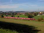 Eine 218 mit einer RB nach Mühldorf am 19.10.2013 unterwegs bei Thann-Matzbach.