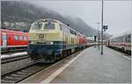 Etwas früher und auf Gleis 1 erwartet, fuhr kurz nach der Ankunft des IC 2012 der EC 191 von Zürich nach München auf Gleis 3 durch den Bahnhof Immenstadt, die bereits am frühen