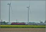 IC2375 mit 2x218er von Westerland beim Kreuzungshalt in Klanxbüll.