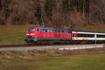 218 424-0 mit dem EC 194 bei Ratholz. 6.1.20