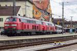 218 413-0 mit 218 416-0 am EC 195 in Lindau Hbf.