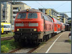 Vor einzelnen Zügen am Bodensee kommen weiterhin Maschinen der BR 218 zum Einsatz.