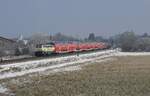 218 446 und schiebend 218 411 am 10.01.21 bei München-Aubing