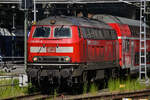 D-DB 218 401-8 fuhr am 01.05.2026 mit ihrem RE 2 (RE 32871) von Lübeck Hbf (AL) nach Bad Kleinen (WK). Hier bei der Ausfahrt aus dem Lübecker Hbf (AL).