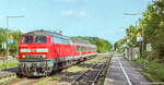 218 192 hielt am 4.9.06 mit zwei modernisierten „Silberlingen“ als RB nach N�rnberg in Reichenschwand.