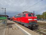 DB Regio  218 421-6 ( 9280 1218 421-6 D-DB ) in Regensburg mit dem RE 2 abfahrbreit in Richtung Weiden am 7.9.2026