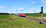 218 322 + 101 087 mit IC 2260 Hamburg Hbf - Rostock Hbf am 26.04.2026 in Grevesm�hlen