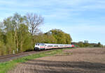 218 385 mit IC 2265 Rostock Hbf - Hamburg Hbf am 26.April 2026 bei Quaal.