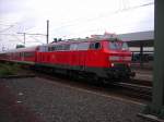 218 448 mit einem RE nach Bad Harzburg in Hannover am 14.6.08