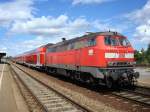 BR218 der DB vor einer Doppelstockgarnitur im Bahnhof von 
Aulendorf/Oberschwaben Aug.2008
diesel-hydr.Lok mit 2800PS max.140Kmh 80tDienstgewicht
gebaut 1968-1979