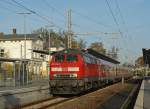 218 434-9 am 25.10.2008 mit einer RB nach Hamburg Hbf in Ahrensburg.